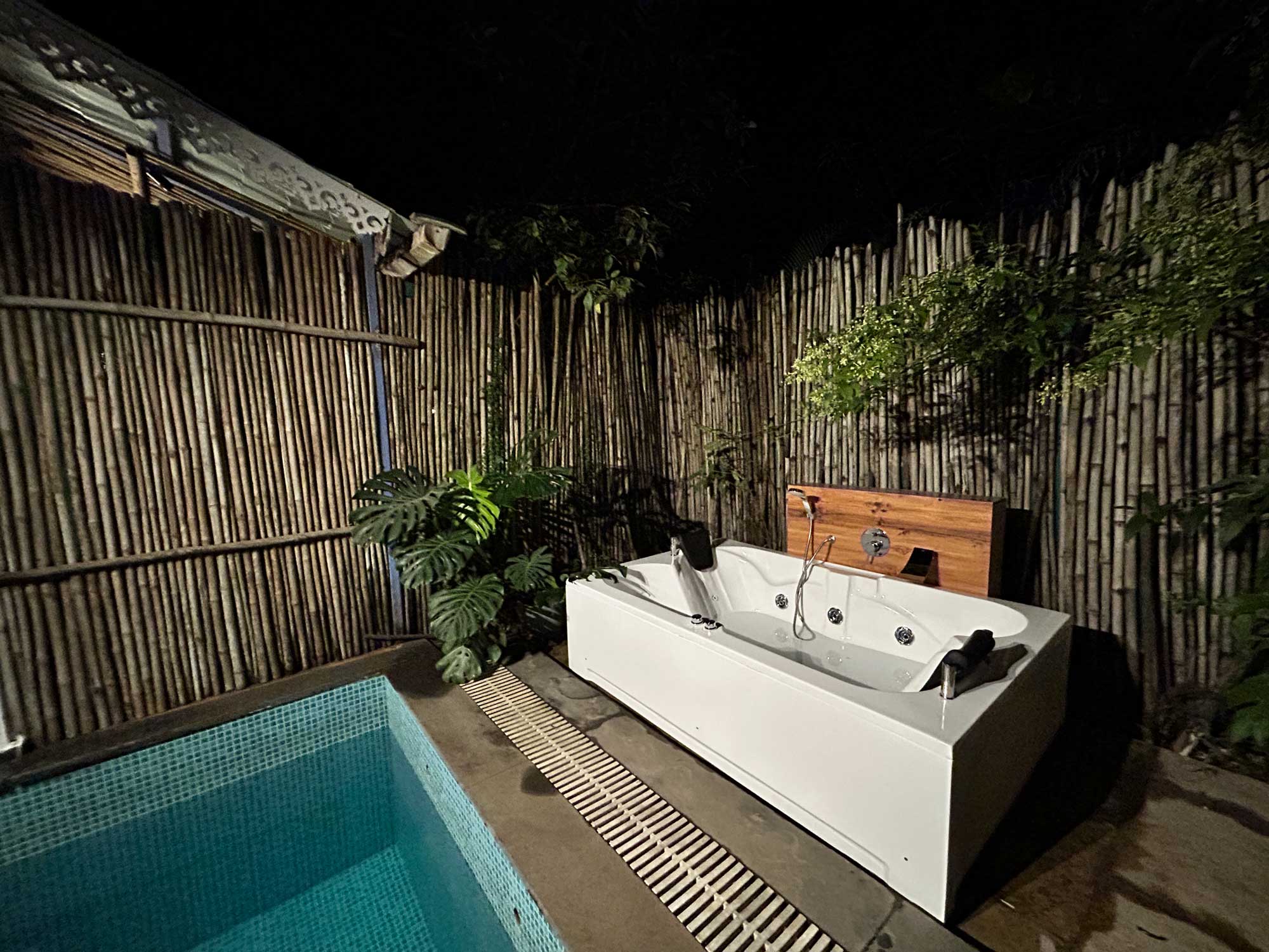 Poolside-Jacuzzi-main-night